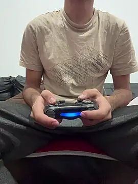 Davisuarez online show from February 28, 4:17 pm