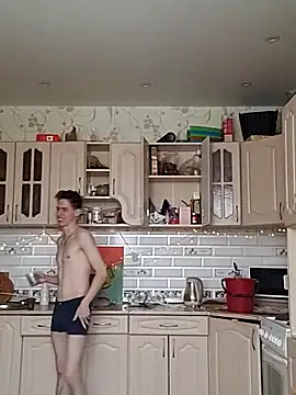 FreeRich online show from December 5, 5:14 am