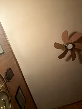 Javix77788 online show from December 3, 8:15 pm