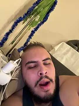 Darnold007 online show from December 13, 8:48 pm