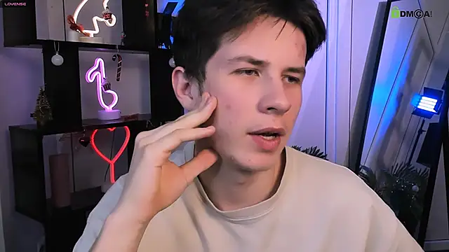 leo valor online show from January 14, 5:56 am