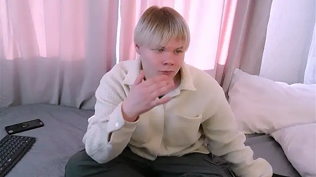 Brian Mils online show from February 18, 11:19 am