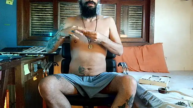 ooproprio online show from June 5, 10:43 am