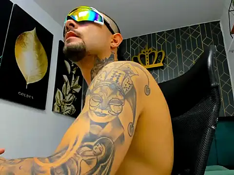 lucky smith1 online show from February 2, 7:55 pm