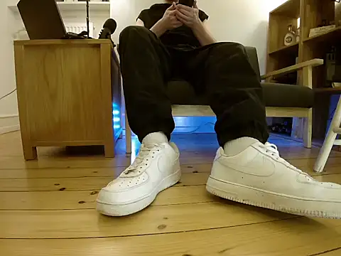 jonas camboy online show from February 4, 7:31 pm