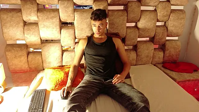 KathyAiden online show from March 25, 7:29 pm