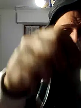 barbone15 online show from February 21, 8:10 pm