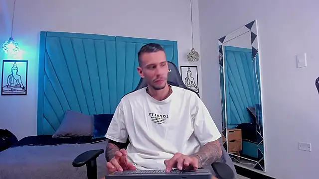 J king   online show from March 12, 9:22 pm