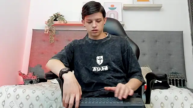 sebastamayo  online show from March 7, 6:11 am