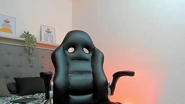 sebastamayo  online show from January 7, 8:47 pm