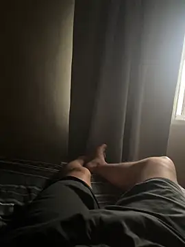 cazadornocturno1997 online show from December 22, 9:45 pm