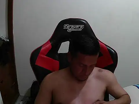 MonkeydacexD94 online show from December 15, 3:31 pm