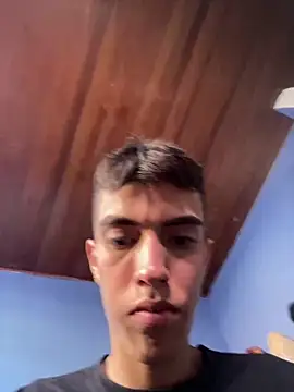 Juan Gomezz26 online show from February 18, 10:07 pm