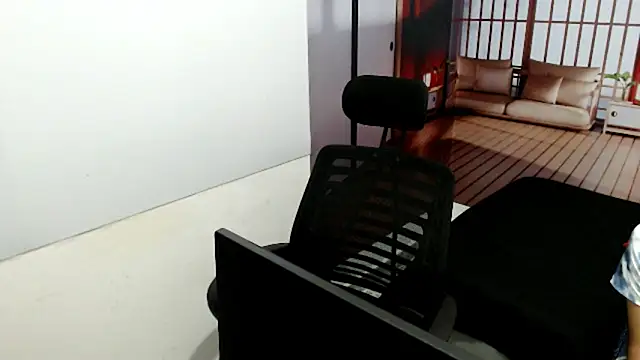 RyanConnerr online show from December 18, 11:34 pm