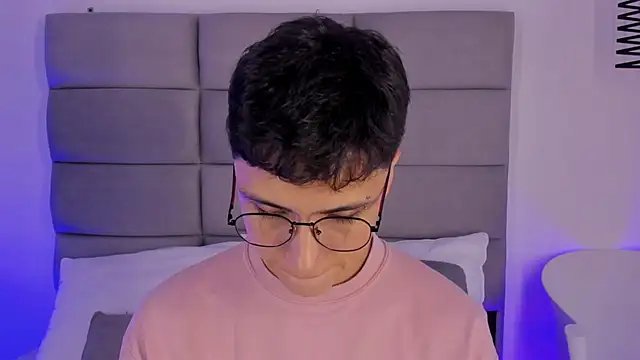 JoshClaarktt online show from June 20, 4:17 am