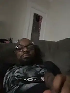 MrUnintentional online show from April 10, 8:21 am