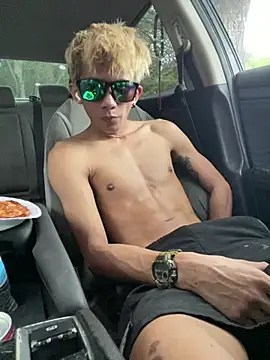 jhaycobXgarcia online show from March 11, 2:51 am