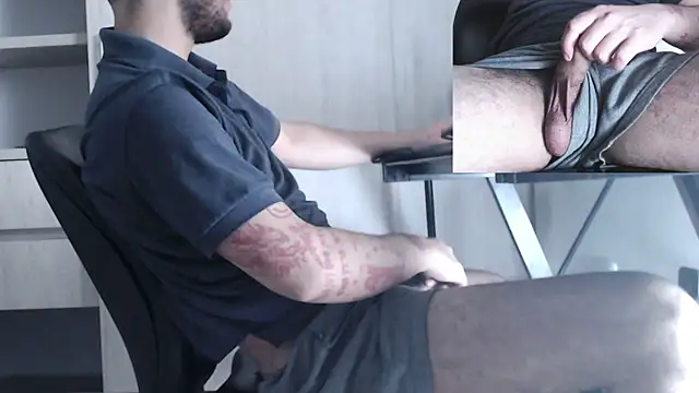 mateoconde00 online show from January 17, 1:30 am