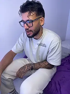 thedragonboyxxx online show from December 23, 4:32 am