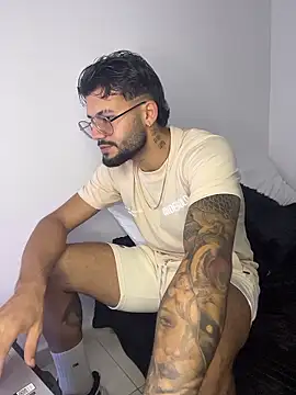 thedragonboyxxx online show from January 5, 11:52 pm