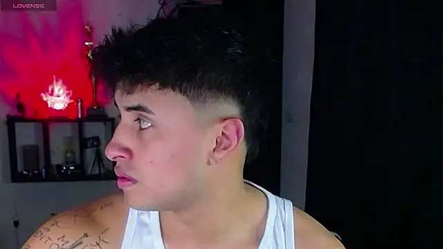 boy nathy online show from December 18, 11:23 pm