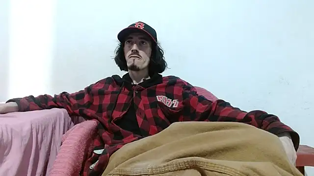 sk8-boy online show from June 29, 3:45 am