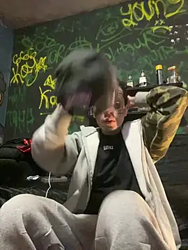 baby young online show from February 25, 6:20 pm