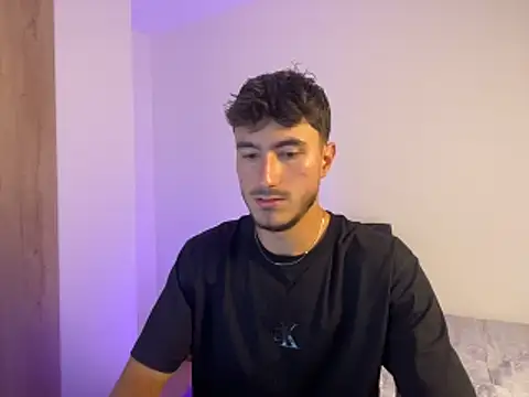 LIAM COLT online show from February 14, 9:10 pm