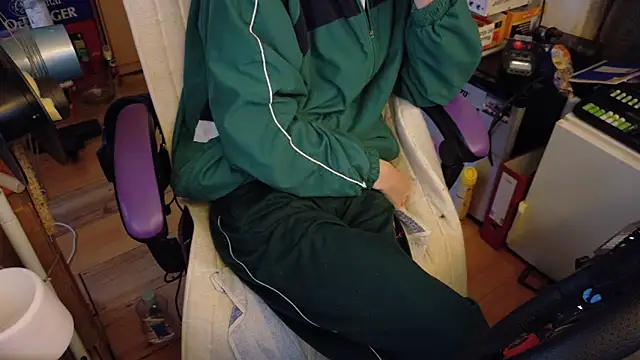 Gay-Versaut online show from February 4, 8:04 pm