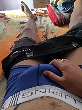 GuioficialBr online show from February 4, 3:51 pm