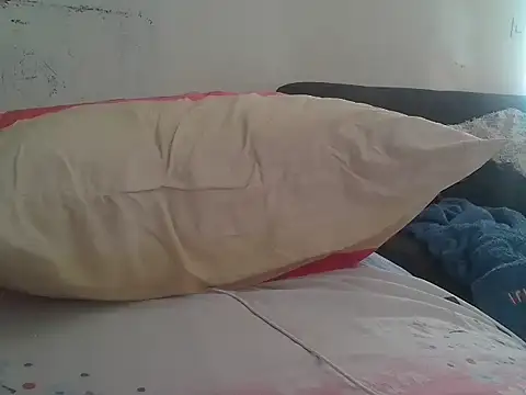 urbestlickerr online show from August 8, 4:47 pm