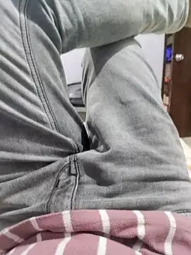 hydhunk26 online show from December 20, 10:11 am