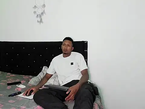 richblack01 online show from January 17, 11:50 pm