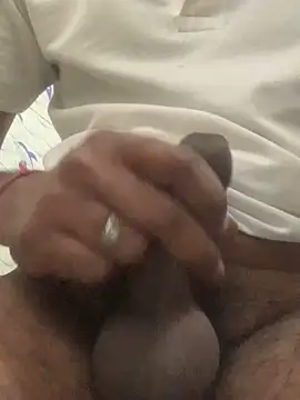 Rahulkumaro1 online show from March 11, 2:29 am