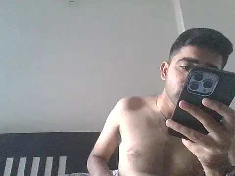 rajj3599 online show from February 3, 3:48 am