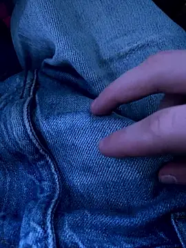 LittleGuy 2007 online show from January 16, 8:00 pm