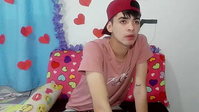 nico22love online show from February 19, 4:36 pm