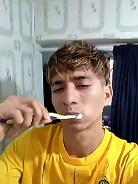 Andy Kein online show from April 14, 5:45 pm