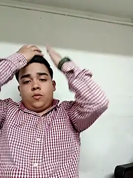 Yosoyelmismo-6737 online show from February 1, 10:30 pm