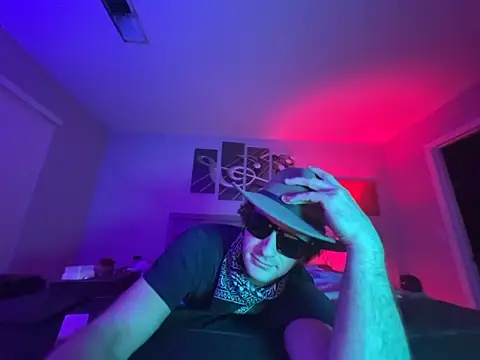 cooperlux online show from January 17, 10:44 pm