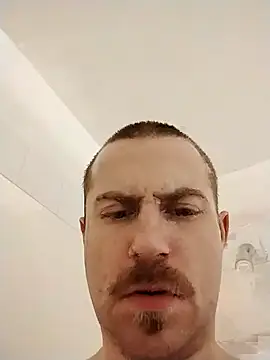 Oilkong2022 online show from January 6, 4:00 pm