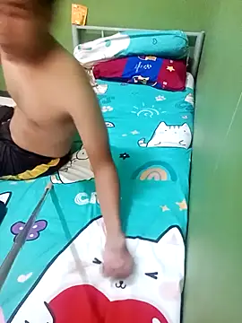 Reynalx online show from March 9, 1:43 am