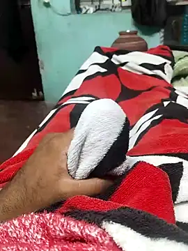 8inchhere online show from April 17, 7:05 pm