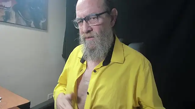 Uncle Hottie online show from February 5, 6:04 pm