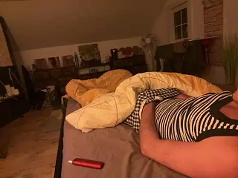 FFistPig69 online show from May 16, 12:19 am
