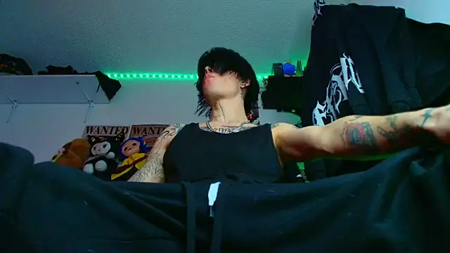 Anhony Muscle online show from June 5, 7:19 pm