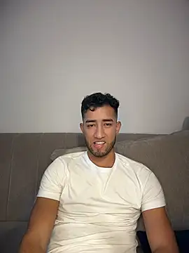 liam bronw online show from May 26, 1:56 am