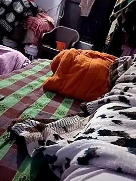 coupleshow-143 online show from February 22, 4:08 pm