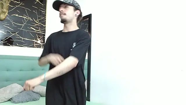 Juan-Jose69 online show from January 13, 3:55 am