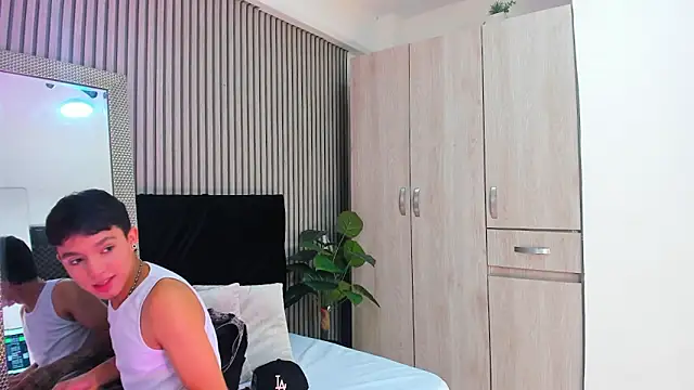 LeoHard   online show from February 3, 2:09 am